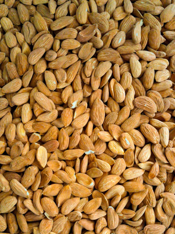 مغز بادام سنگی