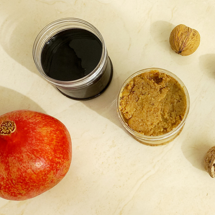 پک مزه کره گردو و رب انار