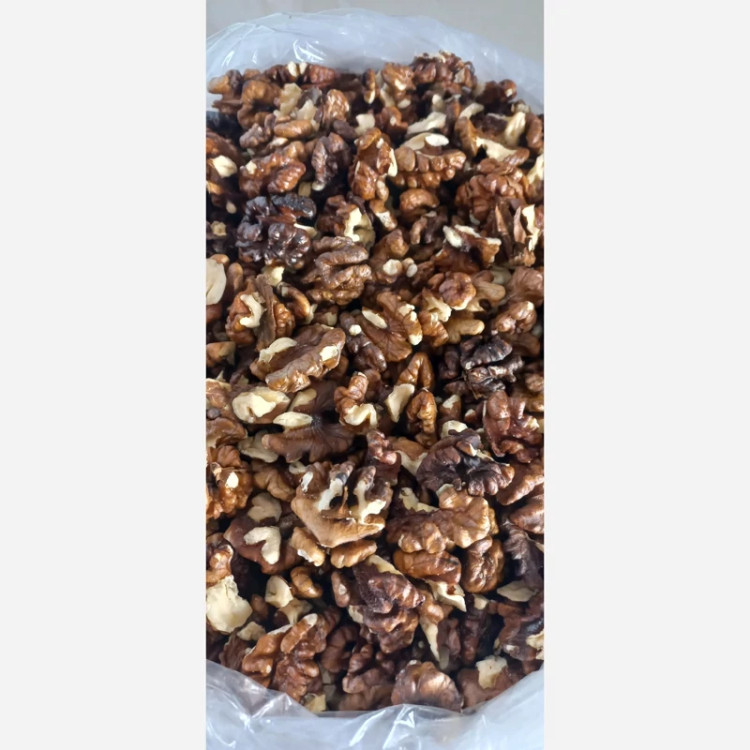 مغز گردو فسنجونی